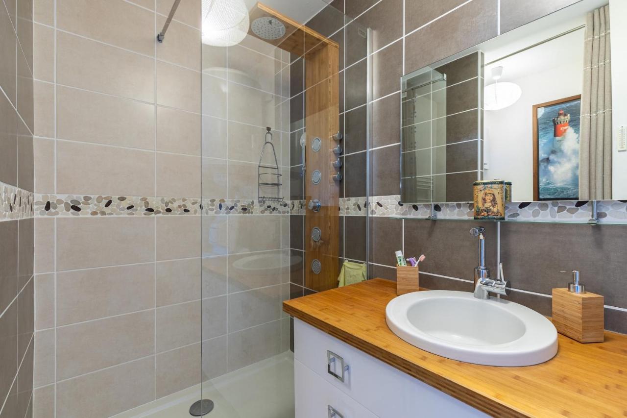 Appartement Vue imprenable sur l'ocean pour 2 adultes à Plage-des-Demoiselles Extérieur photo